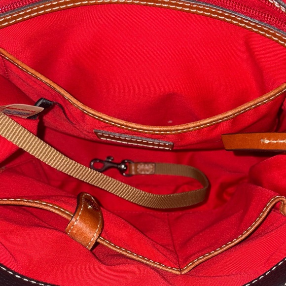 Dooney & Bourke Vintage Lexington Black Tote - Picture 15 of 16